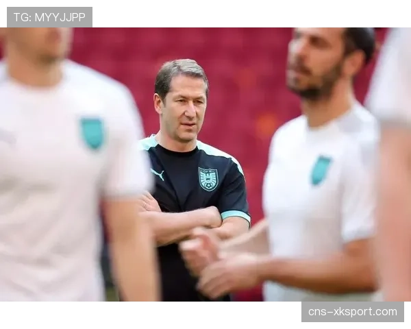 欧足联“尊重”项目走进米兰校园，与青少年探讨反歧视议题